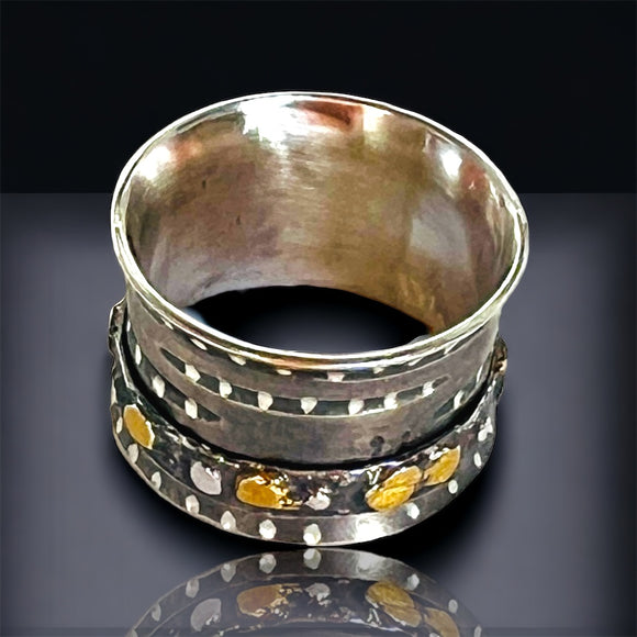 Sterling silver modern spinner ring size 6 with 24k gold accents