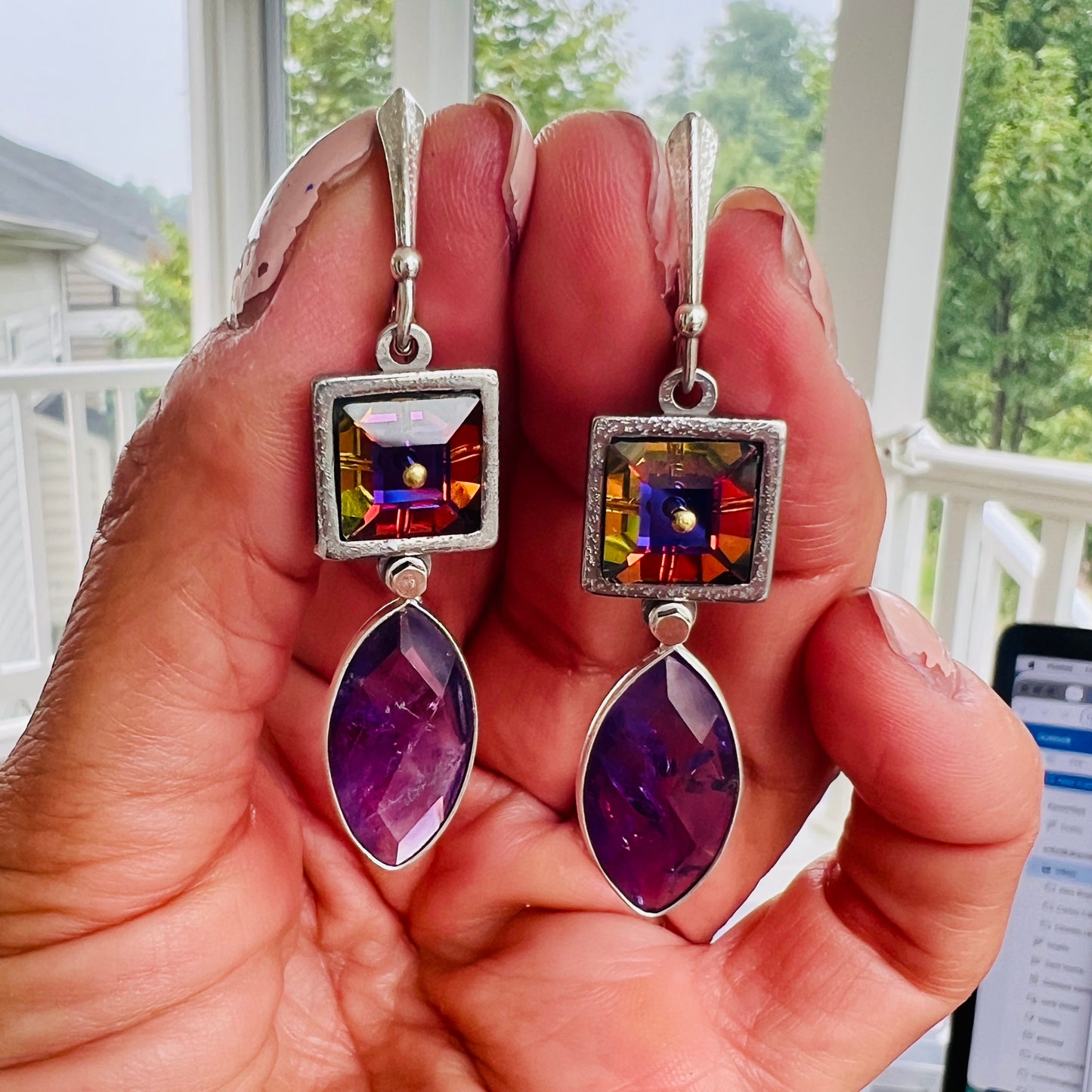 Amethyst Radiance – Swarovski Crystal & Amethyst Dangle Earrings