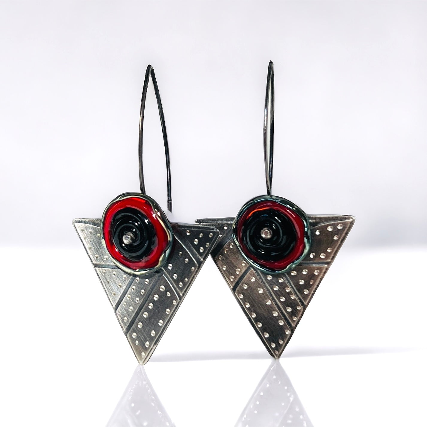 Art deco vibe triangle dangles red, black lamp work glass