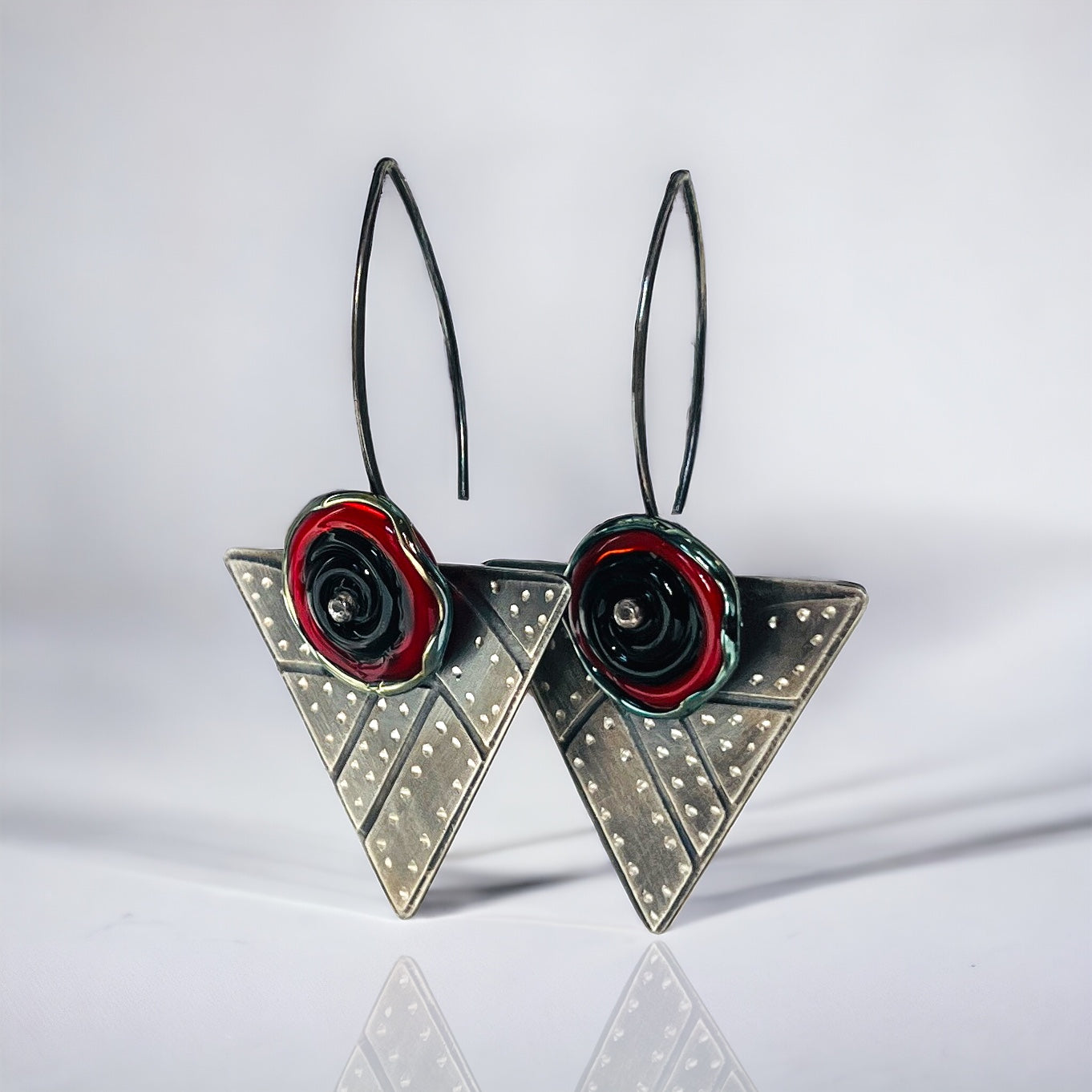 Art deco vibe triangle dangles red, black lamp work glass