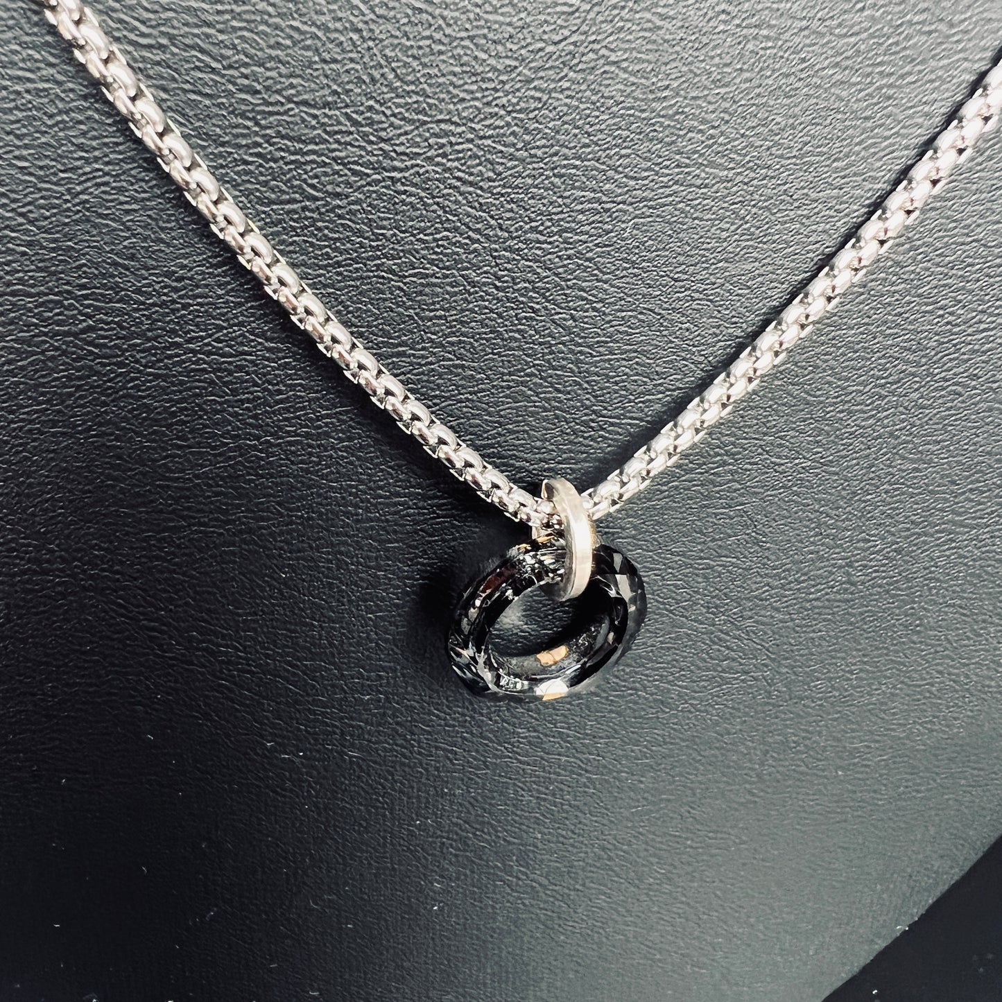 Minimalist Open Circle Charm Necklace