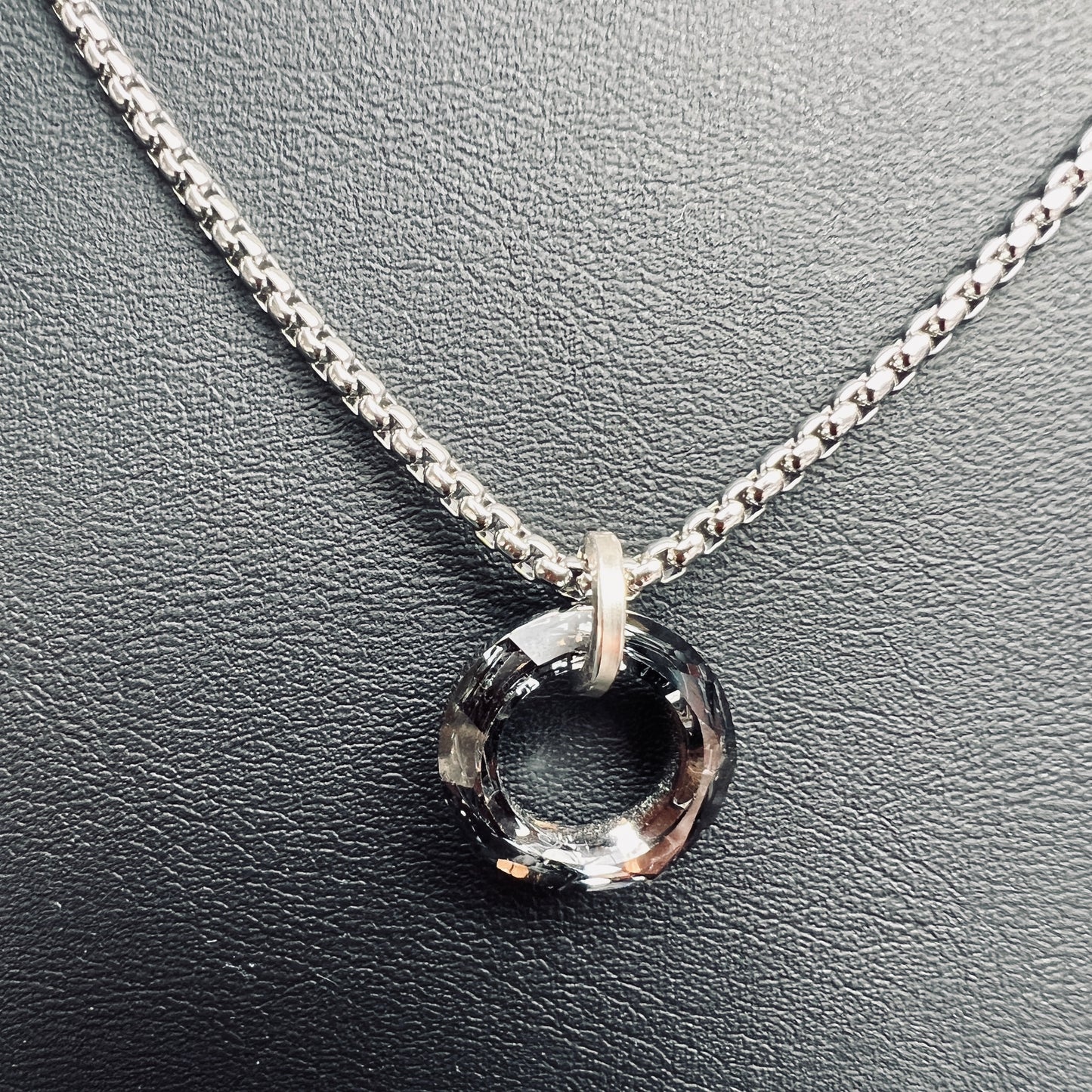 Minimalist Open Circle Charm Necklace