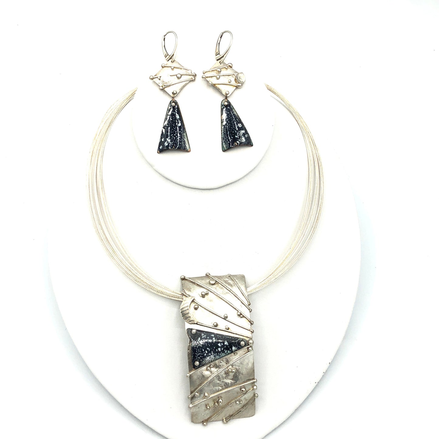 Sterling Silver Necklace | DianaHDesigns / Artful Handmade Jewelry
